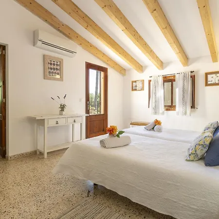 Ferrer By Homevillas360 Port de Pollenca
